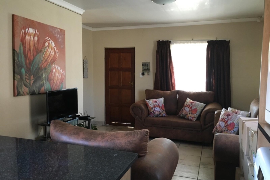 To Let 3 Bedroom Property for Rent in Waterval East North West